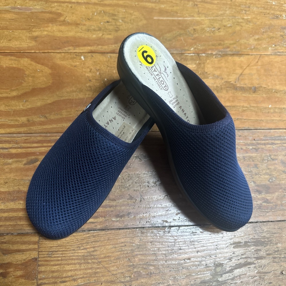 Fly Flot Slip On Comfort Clogs Womens Size 9 Navy Mesh Slip On Made In Italy